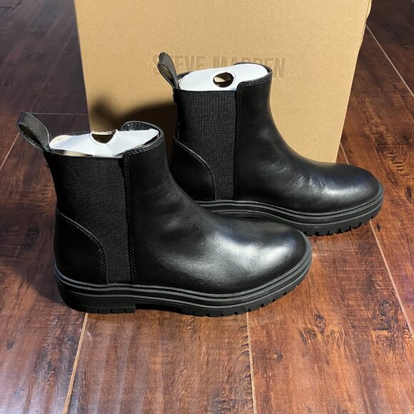 * NEW * Steve Madden Ladies' Leather Gore Chelsea Boot - Size 10 - Picture 4 of 7